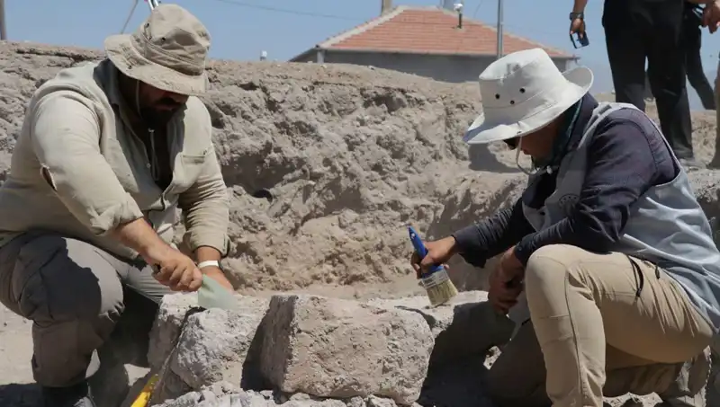 İç Anadolu'da Tarihin İzleri: Yeni Mozaikler Ortaya Çıktı!