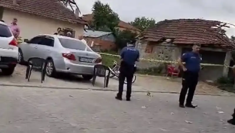 Tuvalette Yakalanan Katil, Cinayetin Sırlarını Açıklıyor