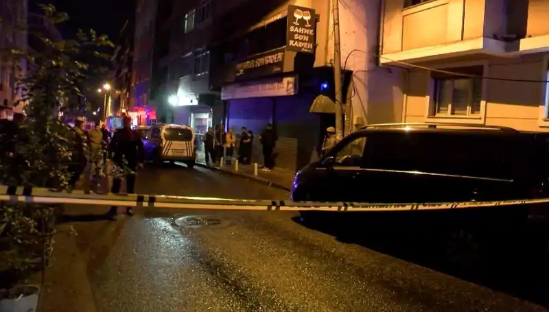 Eğlence Mekanına Yapılan El Bombalı Saldırıda Yedi Kişi Yaralandı