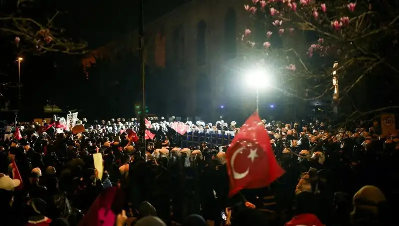 Gösteriler Özgürlük İçin: Tutuklu Gazetecilere Müjdeli Tahliye