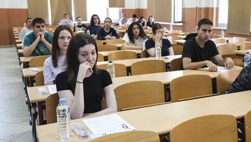 YKS 2023 Sonuçları Açıklandı: Öğrencilerin Geleceği İçin Şimdi Ne Olacak?
