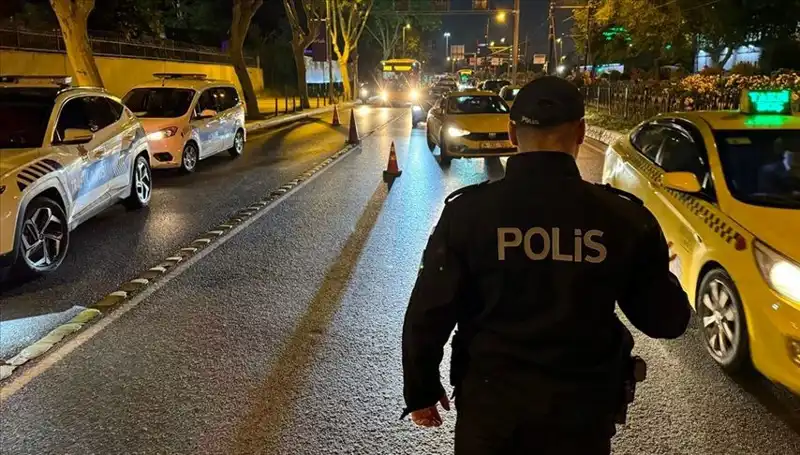 Huzur İstanbul Uygulaması: 1011 Kişi Gözaltına Alındı!