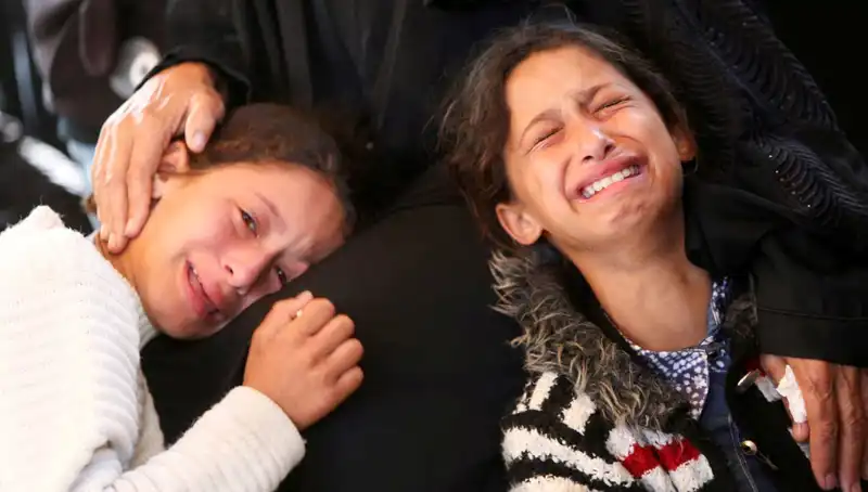 Gazze'de Bayram Coşkusuna Yerine Yas Leğdi: Nedenleri ve Sonuçları