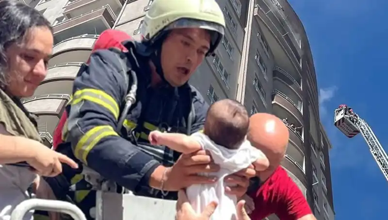 Kayseri'de 14 Katlı Binada Yangın: Korkutan Anlar ve Kurtarma Operasyonu