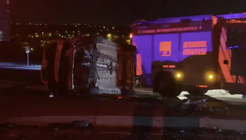 Havalimanı Yolunda Meydana Gelen Kazada 6 Kişi Yaralandı
