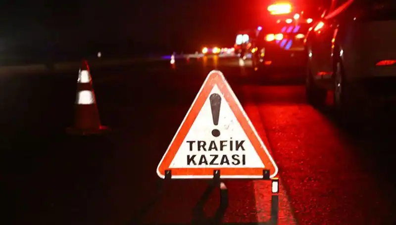 Şanlıurfa'da Zincirleme Kaza: 7 Kişi Yaralandı, Trafik Kilitlendi