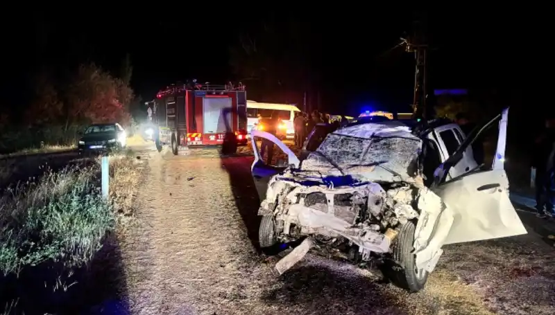 Ciple Traktör Çarpıştı: 5 Kişi Yaralandı, Detaylar Şok Edici!