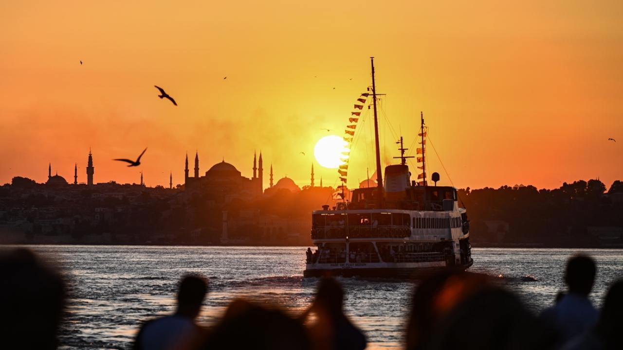 Türkiye turizm geliri rekorunu yeniledi!