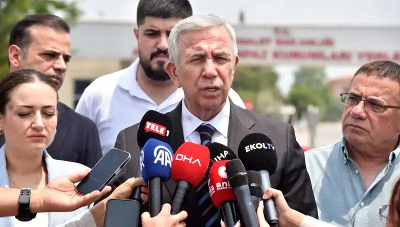 Mansur Yavaş, Muhittin Böcek’i Ziyaret Etti: İşbirliği Fırsatları Neler?