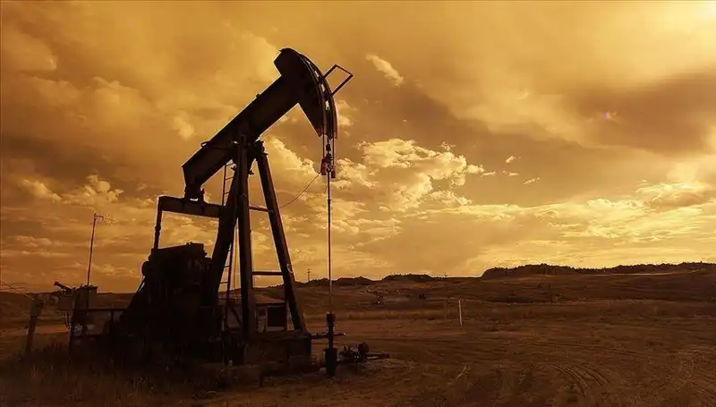 Orta Doğu'da Petrol Fiyatlarında Tarihi Yükseliş! Nedenleri ve Etkileri
