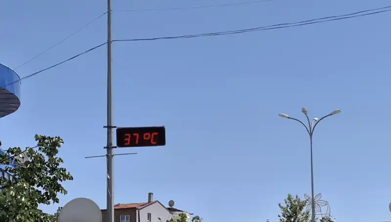 Yazın En Sıcak Günleri: Termometreler 38 Dereceyi Geçti
