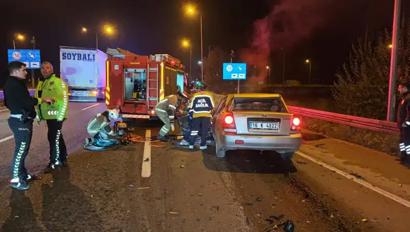 Kamyona Arkadan Çarpan Sürücü Hayat Mücadelesi Veriyor: Olayın Ayrıntıları