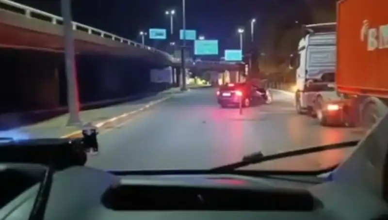 İstanbul’da Kaçakçılık Operasyonu: 36 Milyon TL Değerinde Ürün Ele Geçirildi