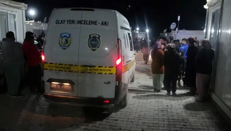 Husumetlilerin Silahlı Kavgası: Bir Gece Sırasında Kanlı Olay